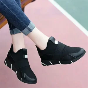 Pogoboots Women Fashion Slip On Round-Toe Shoes