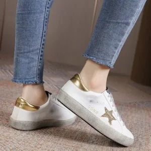 Pogoboots Women Fashion Casual Plus Size Star Round Toe Sneakers